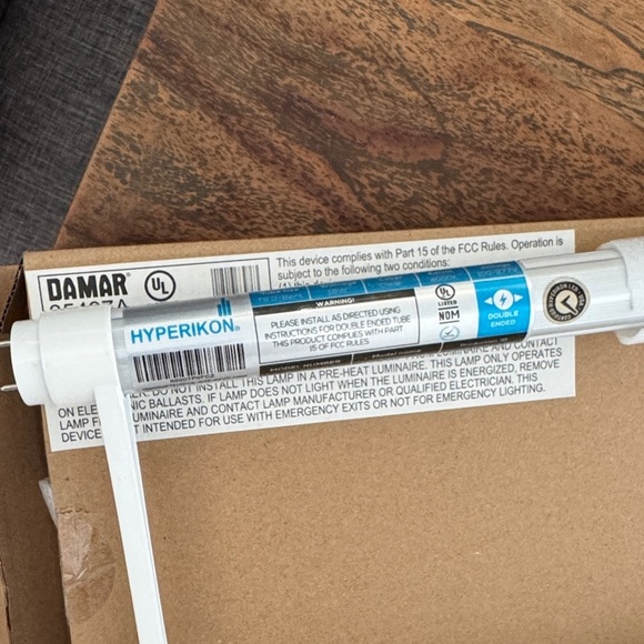 Damar White LED 15T8/850/U6/HYBRID/SS Tube Light - Picture 4 of 9